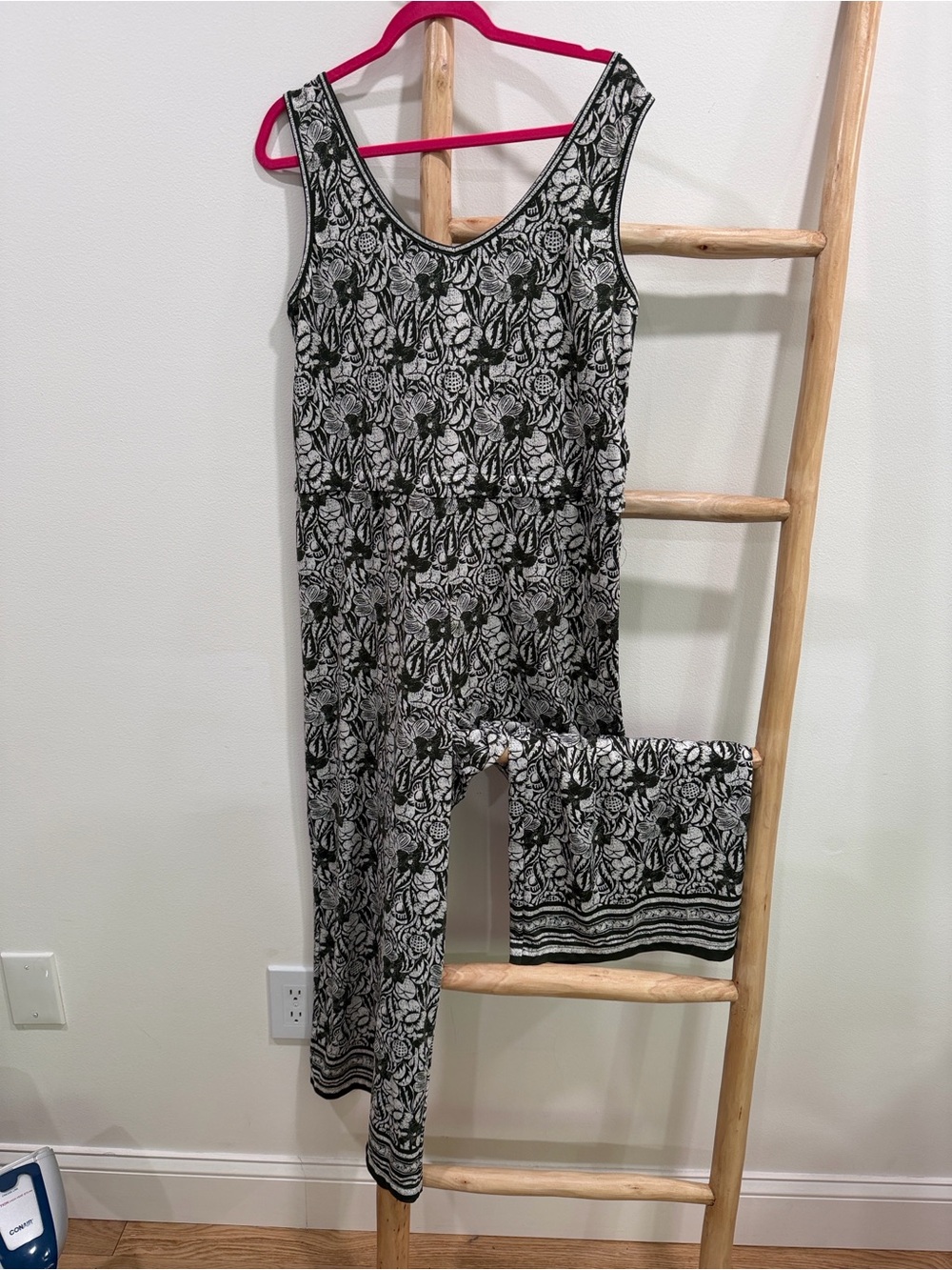 Max Studio Green & White Floral-Print Jumpsuit